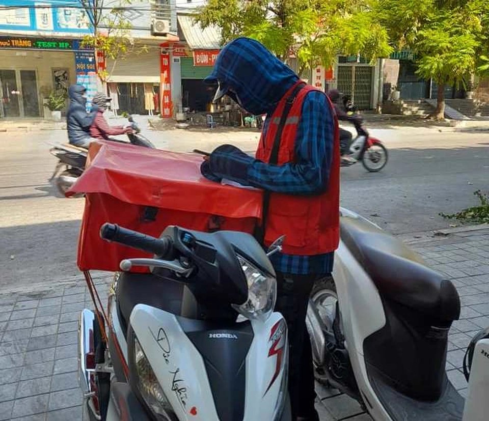 Nghề giao hàng lên ngôi mùa nắng nóng với thu nhập ổn 2