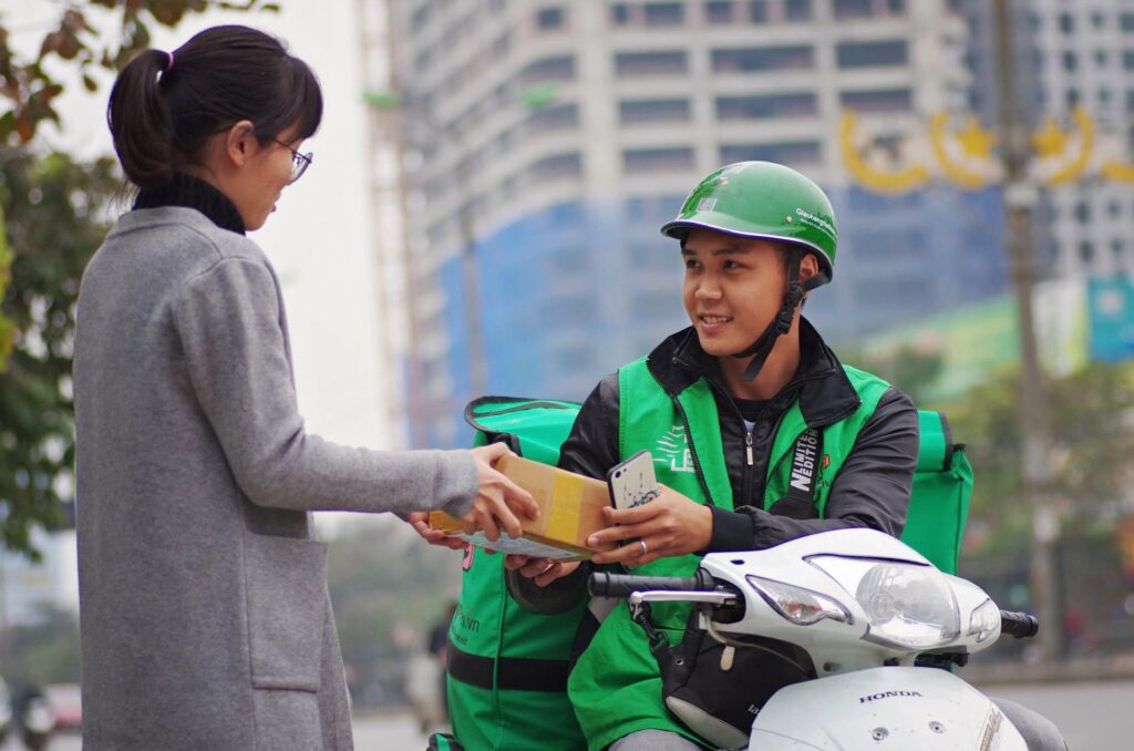 Shipper nên lựa chọn hãng giao hàng nào tốt để làm việc 2